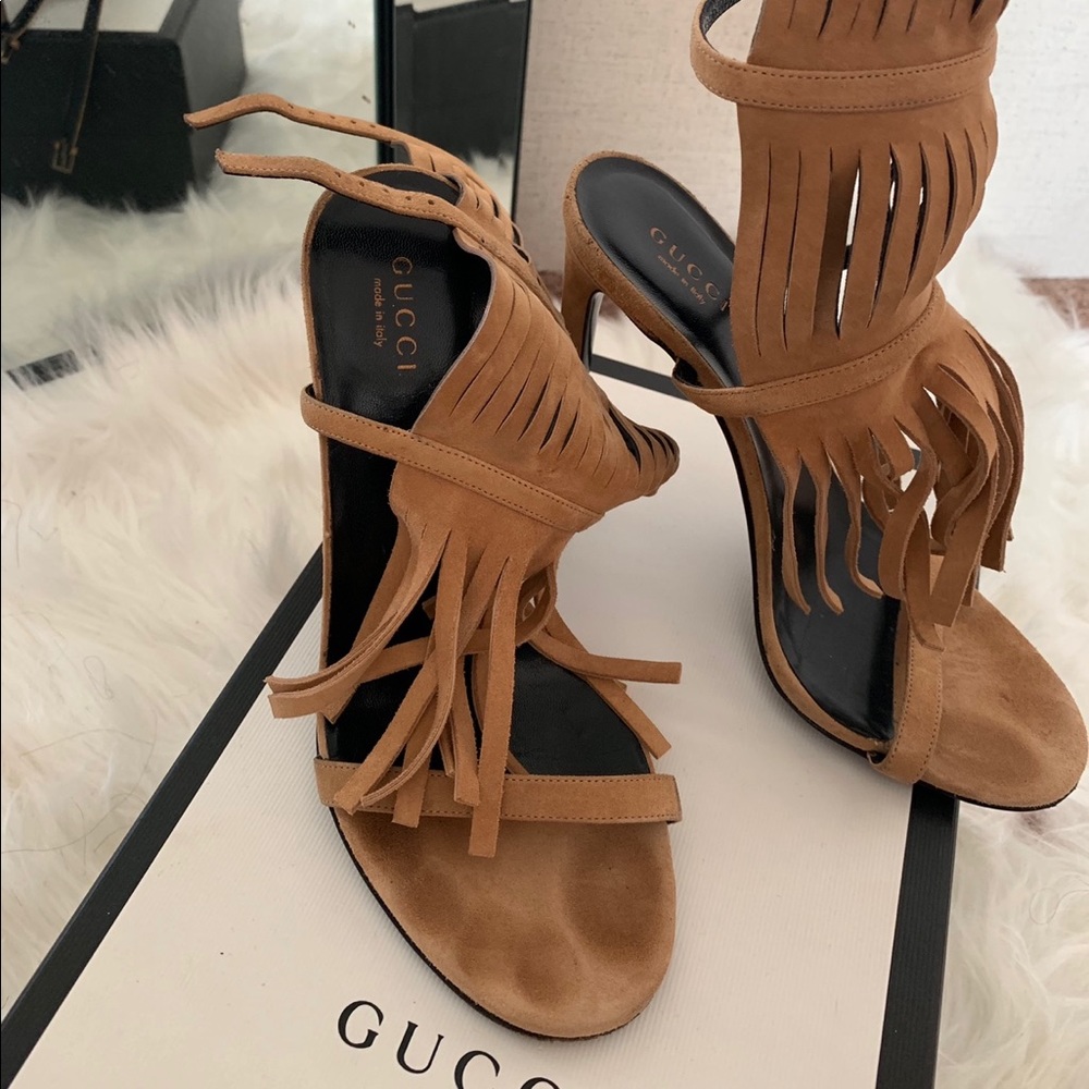 Tan Becky suede Gucci heels